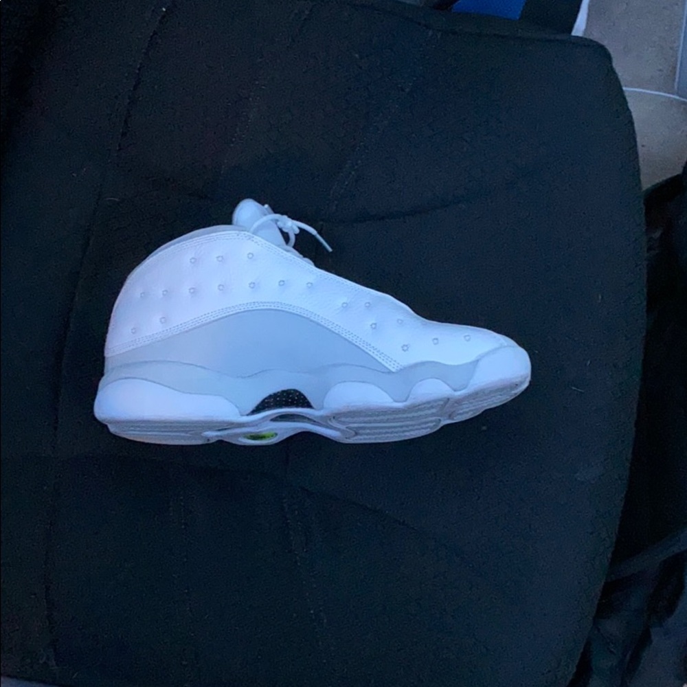 AIR JORDAN PURE MONEY 13s - Picture 4 of 4